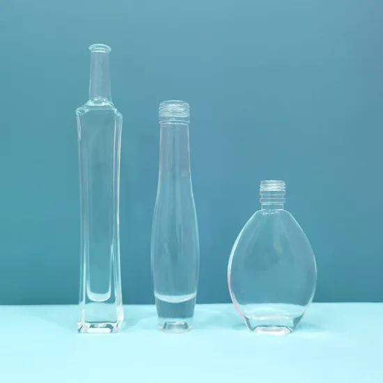 カスタムロゴエンボス加工明確 500 ミリリットル 700 ミリリットル 750 ミリリットルラム/テキーラ/ジン/ブランデー/ラム/ウイスキー/ウォッカスピリッツガラスボトル